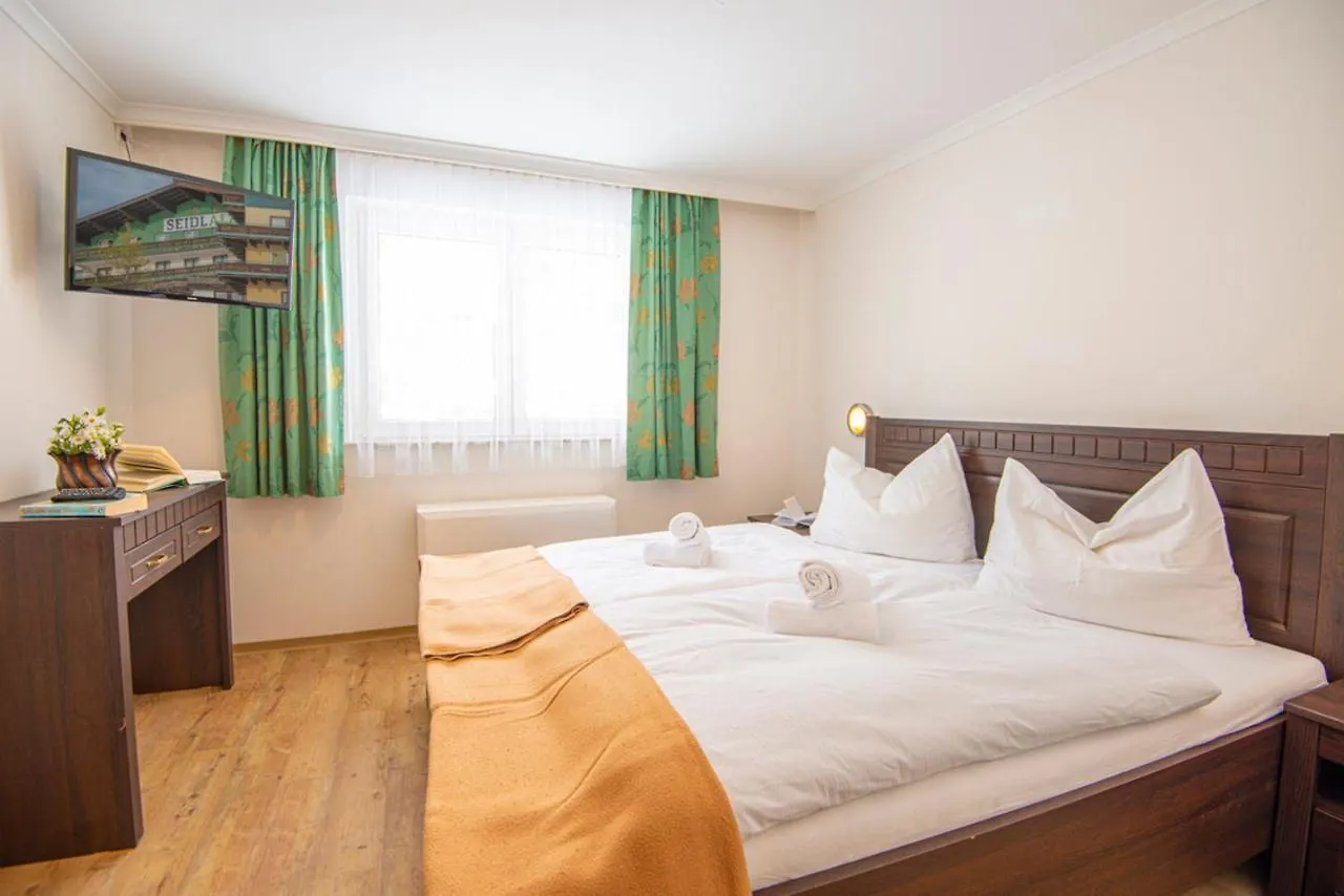 Hotel Mountainlovers Berghotel SeidlAlm Saalbach